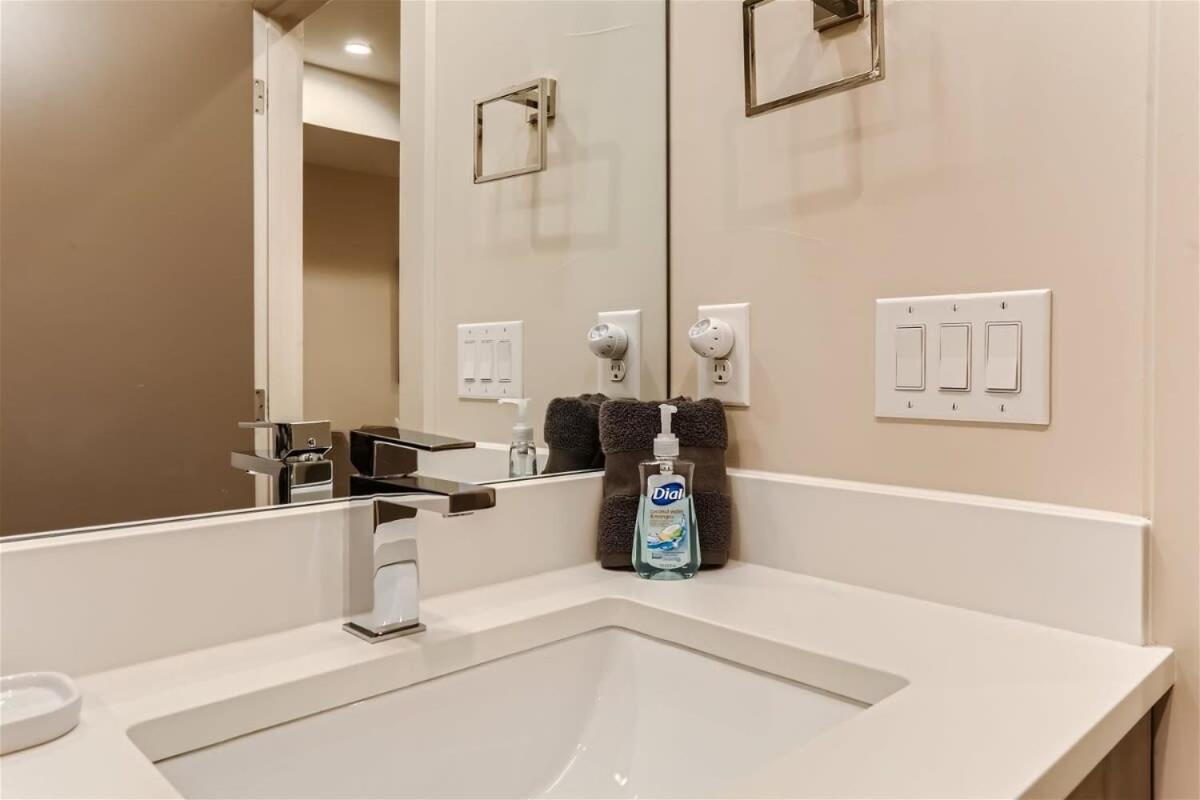 Serenity At Sloan's 1-br With A Modern Twist Apartamento DEN