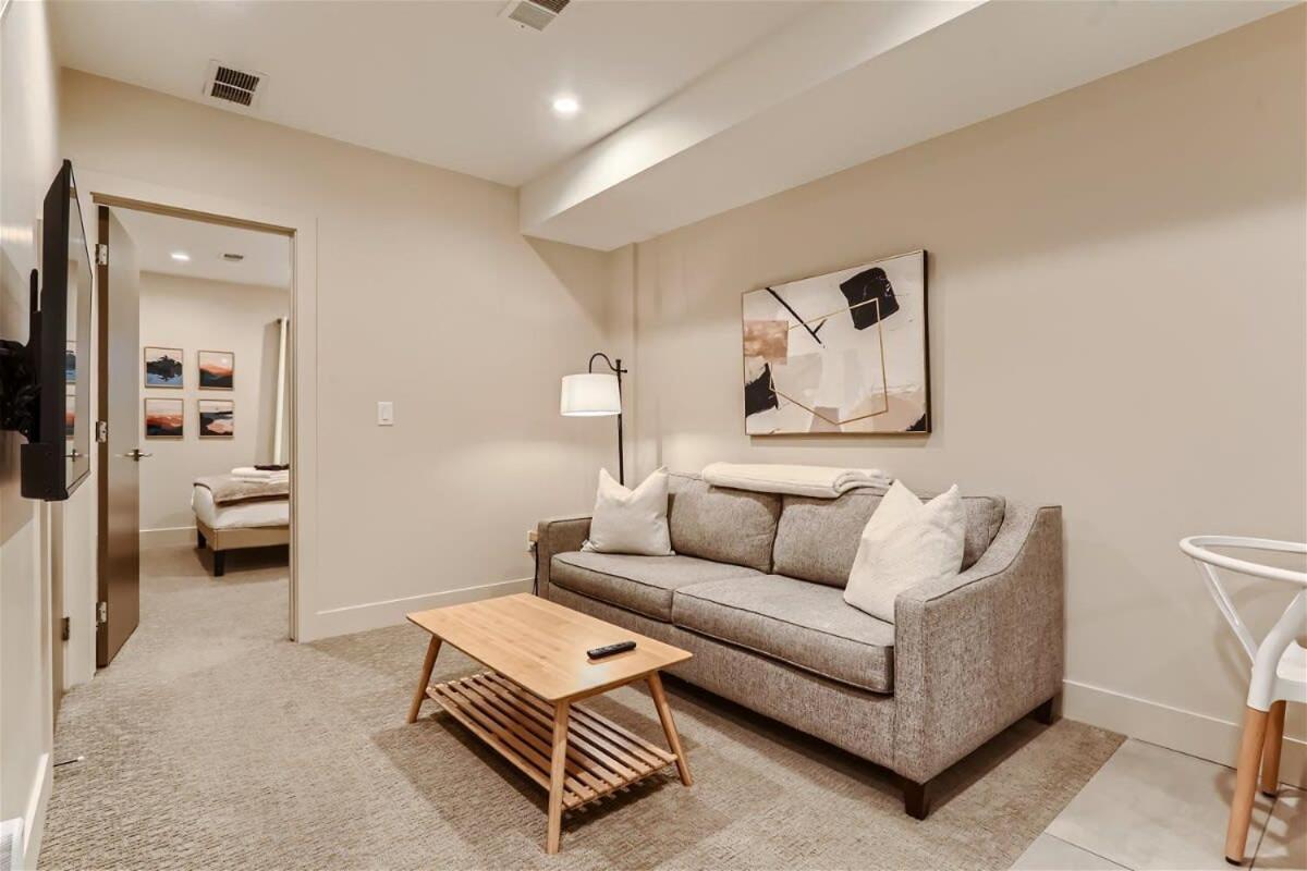 Serenity At Sloan's 1-br With A Modern Twist Apartamento