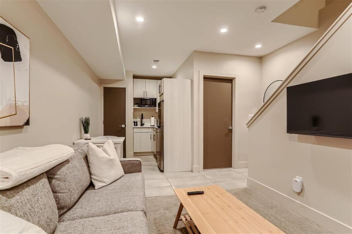 Serenity At Sloan's 1-br With A Modern Twist Apartment